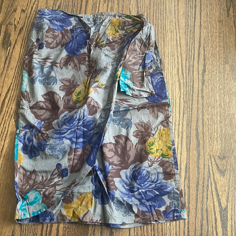 Sale!! Vintage Giorgio Armani pencil skirt